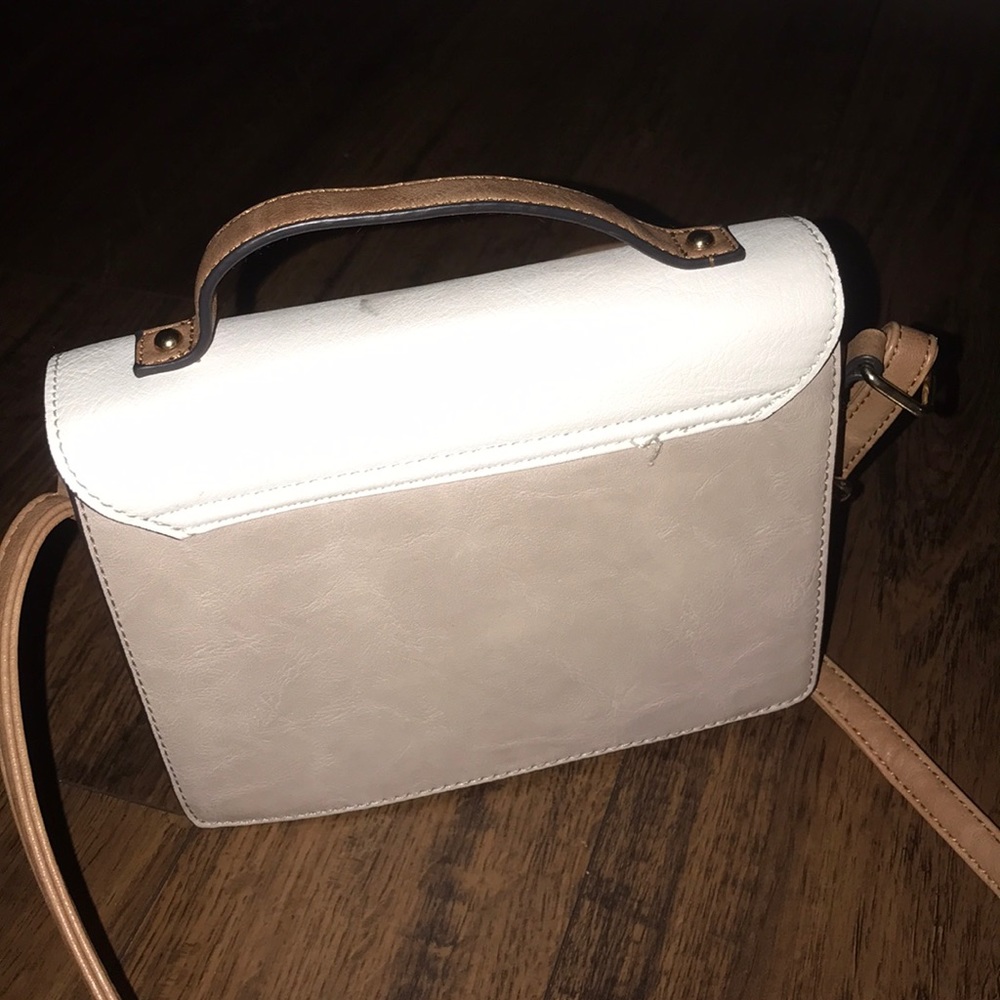 PURSE - Picture 3 of 3
